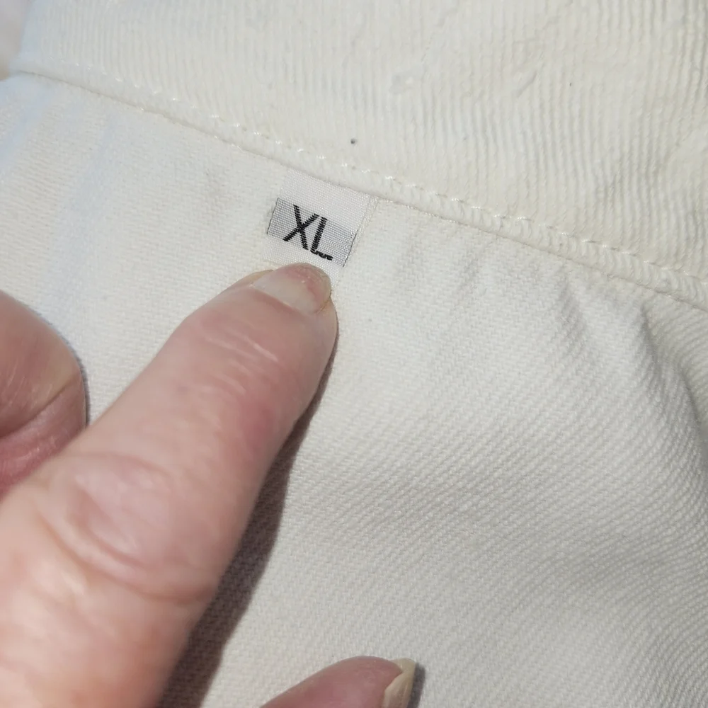 Distressed White Denim Jacket - Picture 5 of 7
